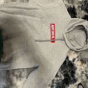 Nike sweatshirt